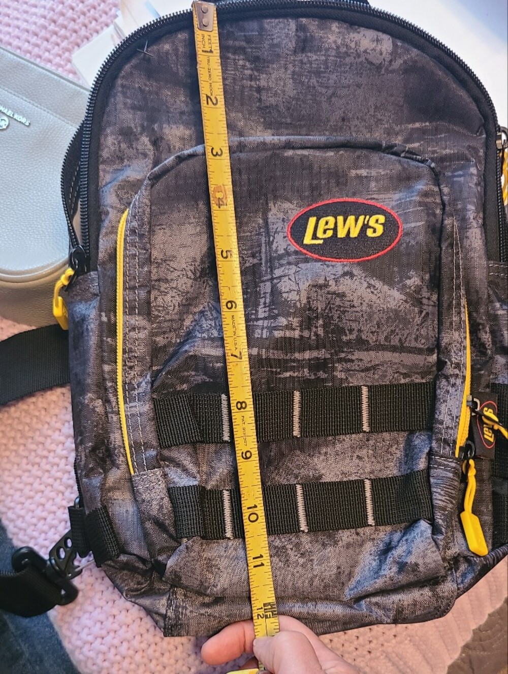 Lew's 3600 Sling Tackle Bag with Yellow Trim - Picture 6 of 7